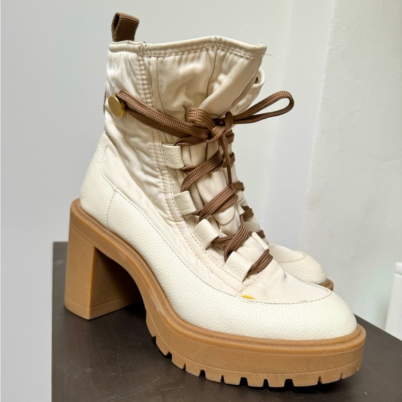 White Dolce Vita Lace Up Boots with Chunk Heel- size 6- Like New - Picture 1 of 4